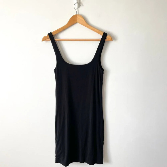 Aritzia Wilfred Ruched Lydia Mini Dress Black Size Medium - Picture 7 of 9